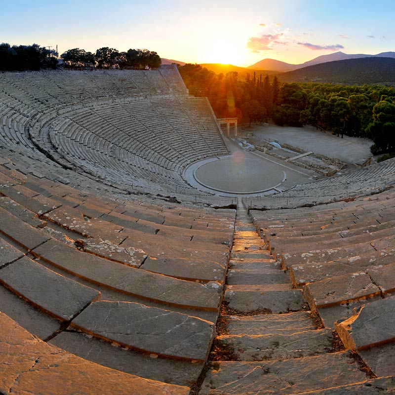 Epidaurus, erstes und größtes Theater im antiken Griechenland, 180-Grad-Foto Epidaurus, erstes und größtes Theater im antiken Griechenland, 180-Grad-Foto